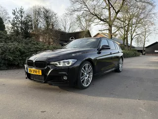 BMW 3-serie Touring 318i M Sport leder harman/kardon pano etc