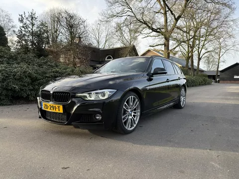 BMW 3-serie Touring 318i M Sport leder harman/kardon pano etc