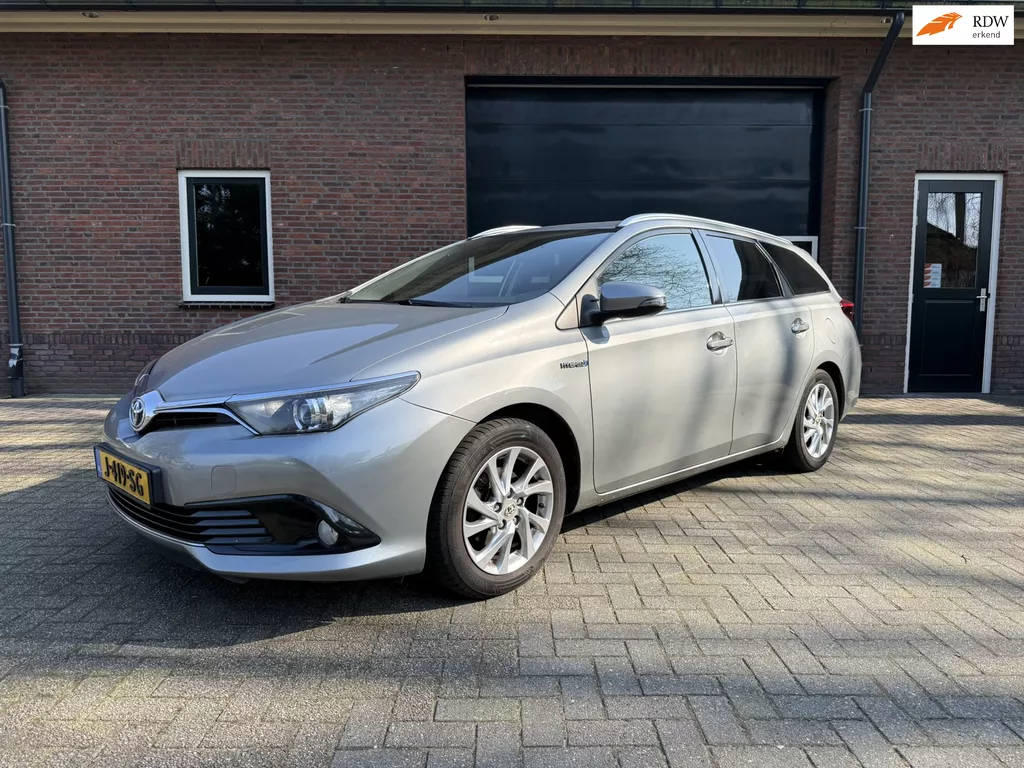 Toyota Auris Touring Sports 1.8 Hybrid Dynamic