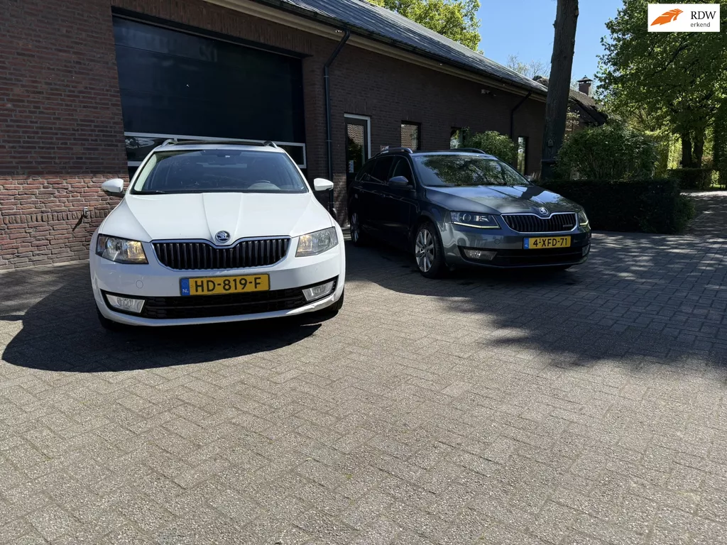 Skoda Octavia Combi 1.6 TDI Export 2 pieces