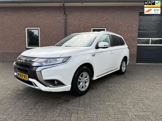 Mitsubishi Outlander 2.4 PHEV Pure